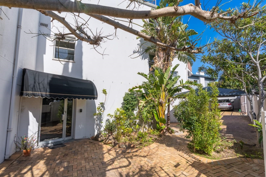 1 Bedroom Property for Sale in Gardens Western Cape
